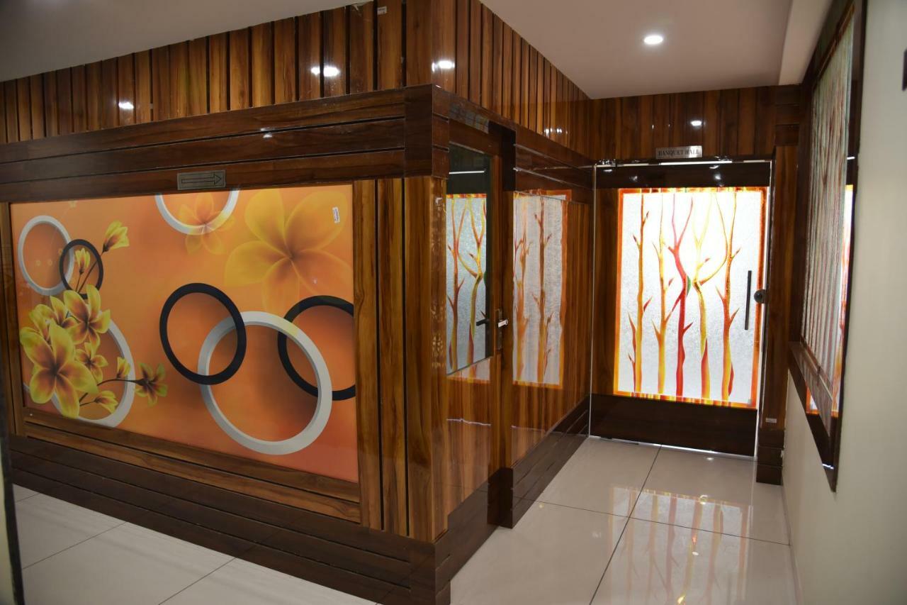 Hotel Pushpanjali Bhopal Exterior photo